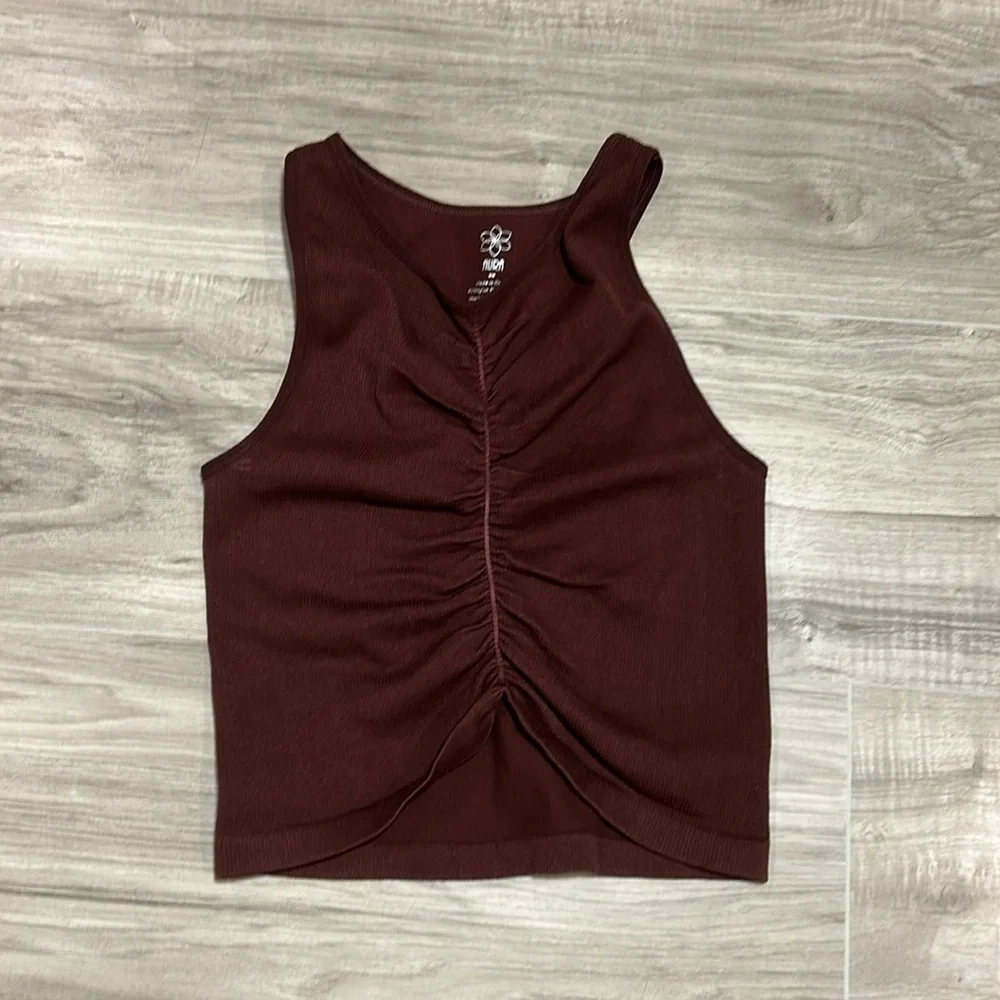 Ruched front top by Aura size Small - Picture 2 of 4